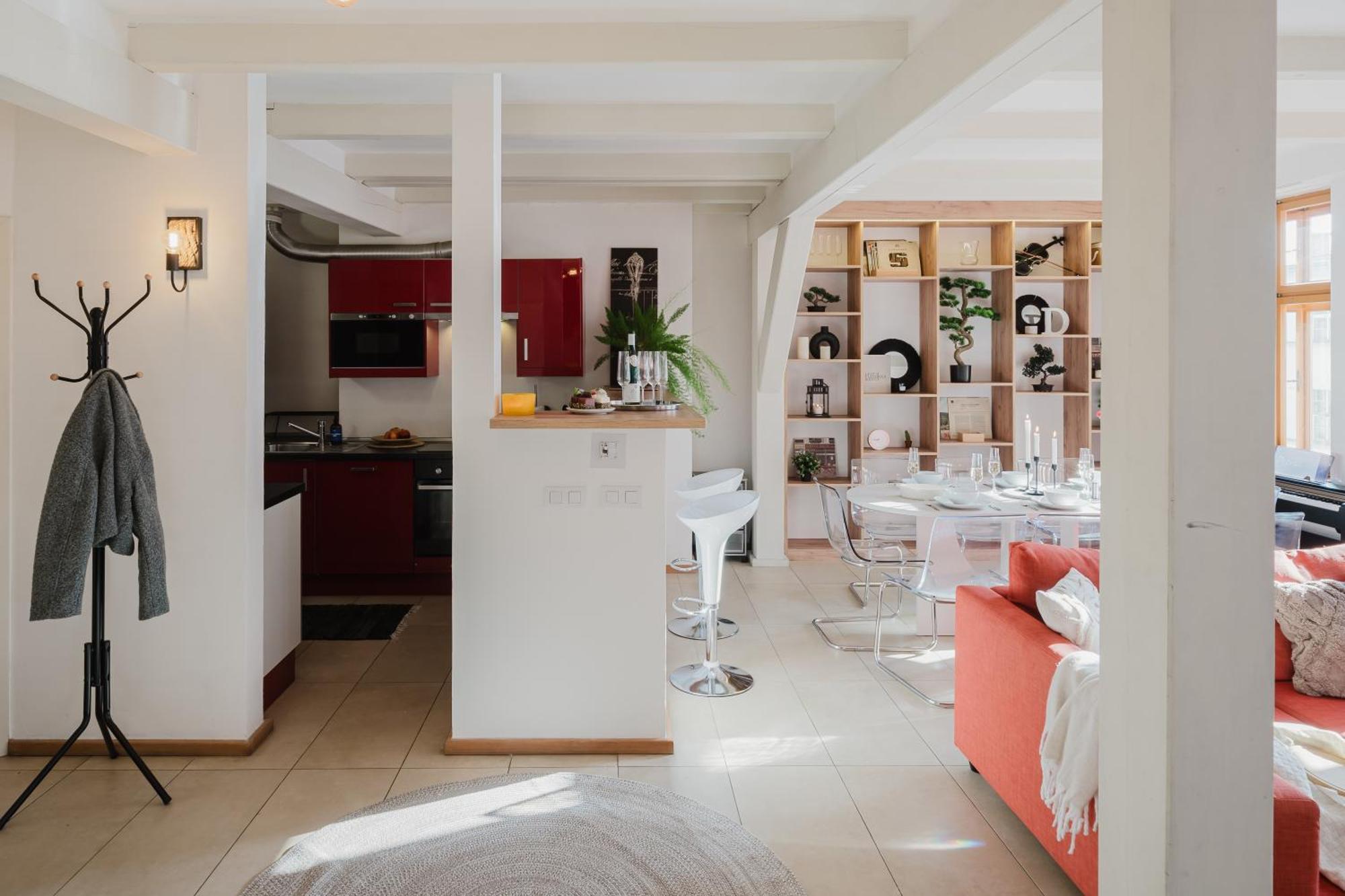 Apartment Days - Attic Maisonette With Netflix And Workspace In New Town Prague